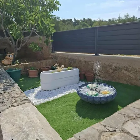 Neda With Heated Pool And Jacuzzi Bilice